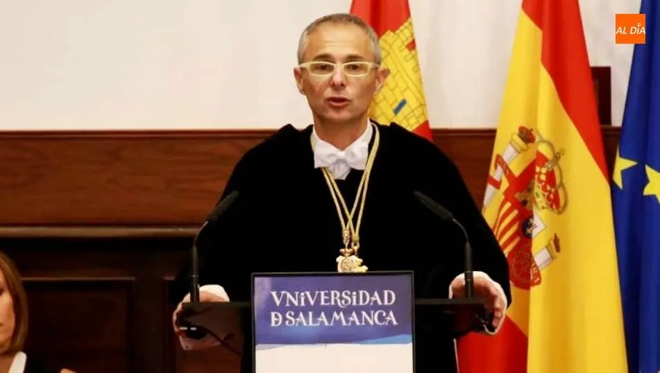 Foto 2 - "La USAL cumplir&aacute; los principios de la Magna Charta y seguir&aacute; siendo la acad&eacute;mica palanca de...