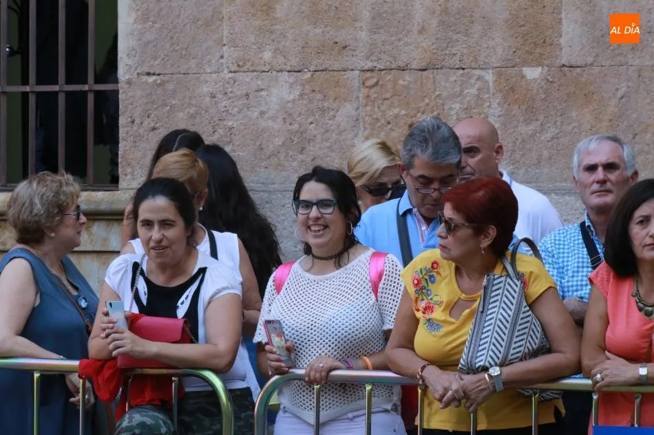 Foto 9 - Expectaci&oacute;n por ver de nuevo a Don Felipe y Do&ntilde;a Letizia en Salamanca