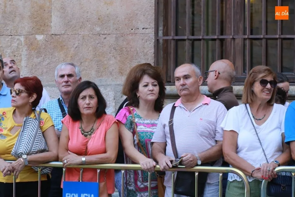 Foto 8 - Expectaci&oacute;n por ver de nuevo a Don Felipe y Do&ntilde;a Letizia en Salamanca