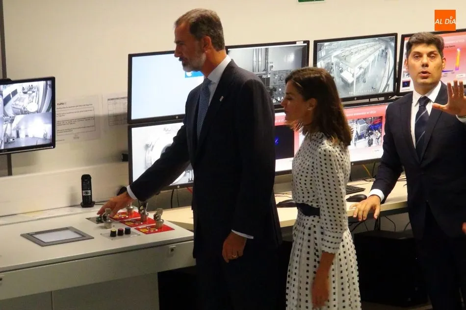 Foto 7 - Los Reyes inauguran el l&aacute;ser de petavatio VEGA-3, &uacute;nico en Espa&ntilde;a y referencia a nivel mundial