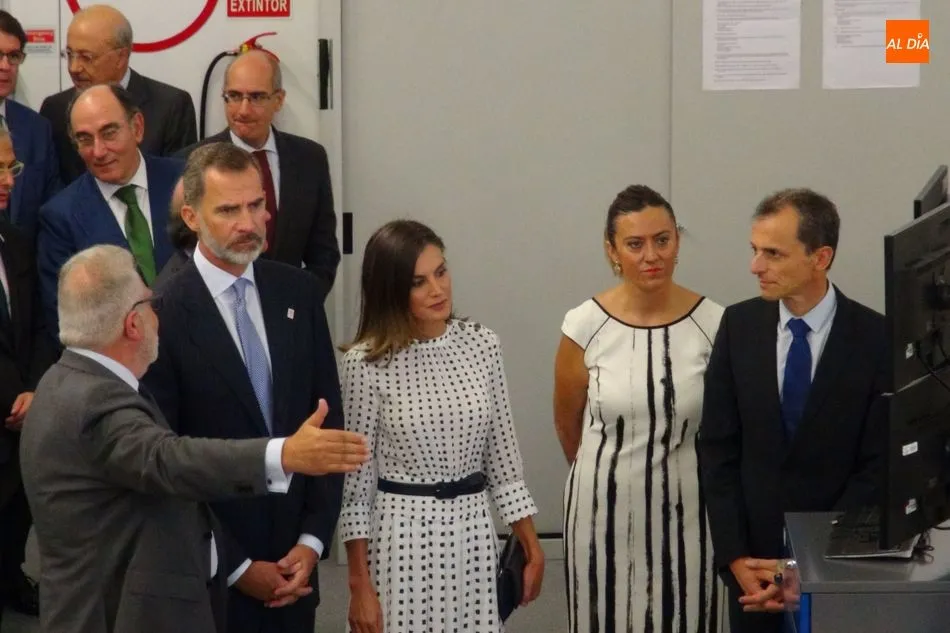 Foto 4 - Los Reyes inauguran el l&aacute;ser de petavatio VEGA-3, &uacute;nico en Espa&ntilde;a y referencia a nivel mundial