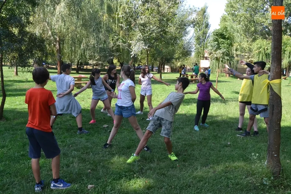Foto 11 - El IES Tierra lleva a sus alumnos de 1&ordm; de la ESO al Pic&oacute;n para fomentar su confraternizaci&oacute;n  