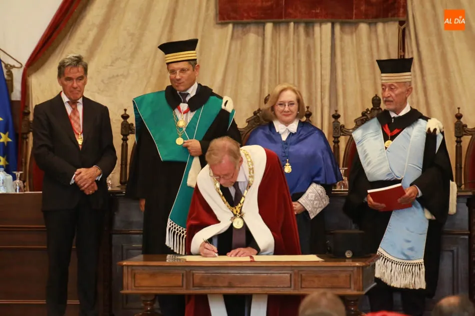 Foto 6 - La Magna Charta Universitatum se refuerza con la adhesi&oacute;n de 75 universidades m&aacute;s