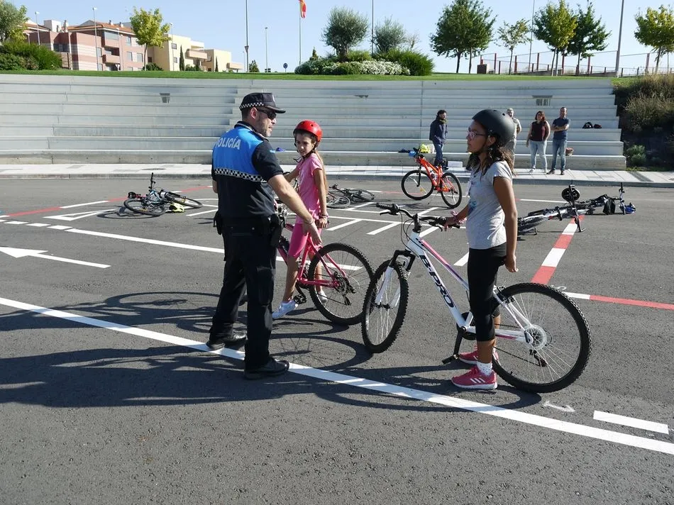 Foto 4 - La iniciativa &lsquo;Ir andando al cole tiene premio&rsquo; reta a los m&aacute;s peque&ntilde;os a sumarse a la Semana ...