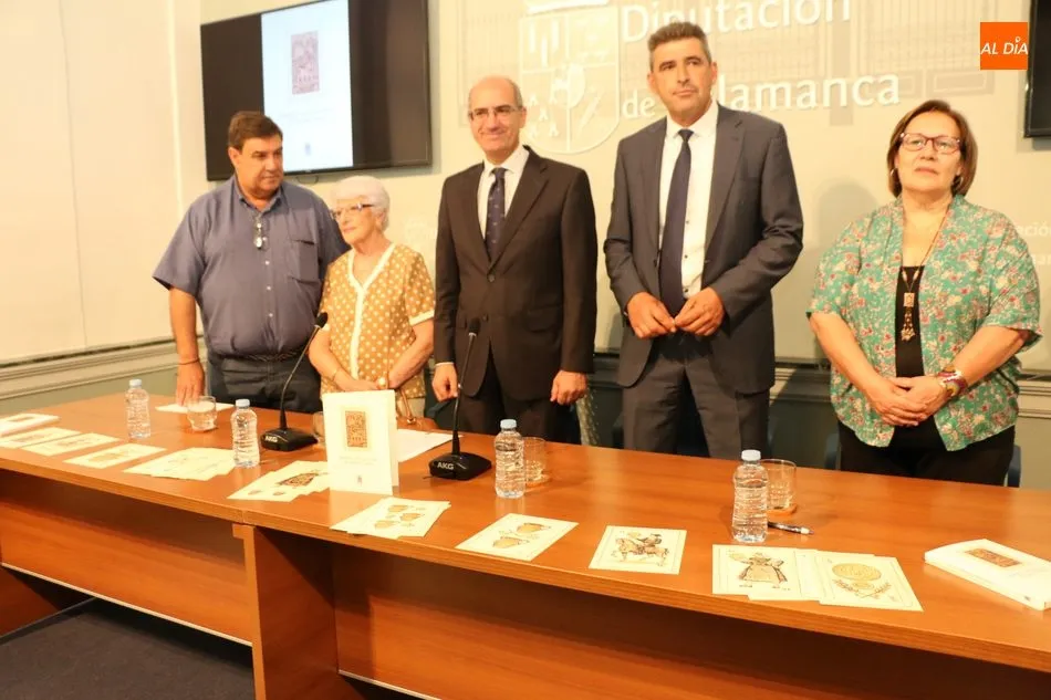 Foto 3 - Salamanca cuenta ya con su propia baraja, obra p&oacute;stuma del escultor Agust&iacute;n Casillas  