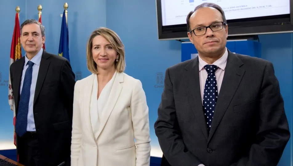 La consejera de Familia e Igualdad de Oportunidades, Alicia García, en el centro