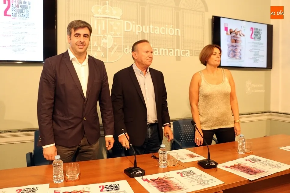 Foto 2 - Saucelle se abre al sector agroalimentario con su II Feria de la Almendra y Productos Artesanos