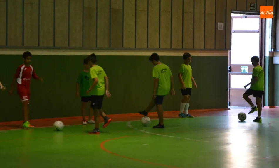 Foto 8 - El III Infantil inicia oficialmente la pretemporada con un renovado plantel  
