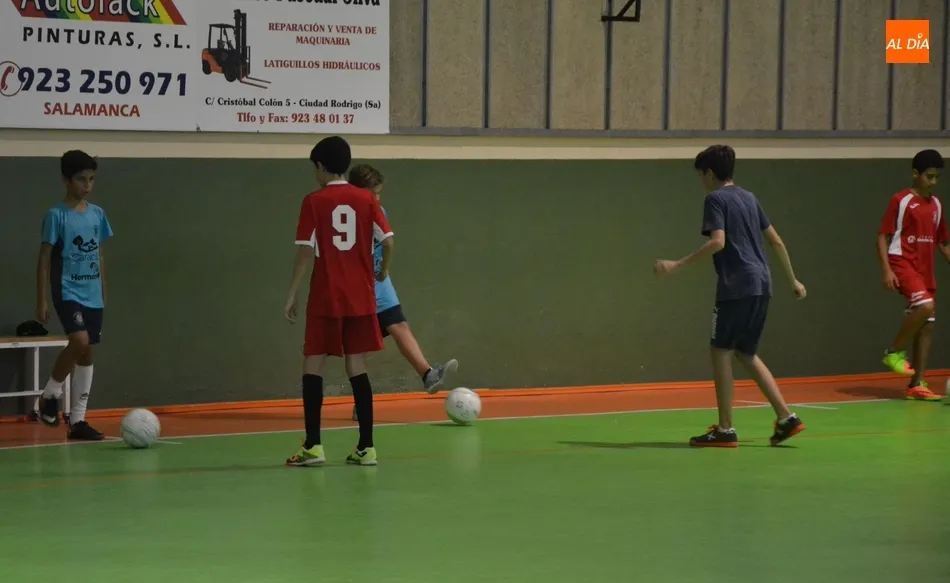 Foto 7 - El III Infantil inicia oficialmente la pretemporada con un renovado plantel  