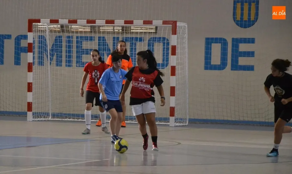 Foto 5 - El Farinato Race Ciudad Rodrigo FS vuelve al trabajo buscando m&aacute;s jugadoras y patrocinadores  
