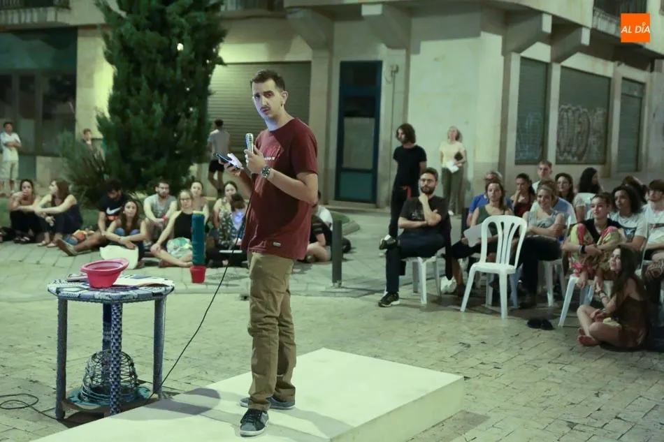 Foto 3 - &lsquo;Poetry Slam&rsquo;, una particular forma de competir comunicando&nbsp;