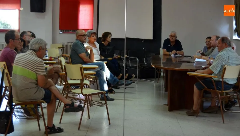 Unos 9.500 vecinos apoyan con su firma la campaña por una Sanidad de calidad  