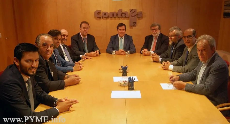 El presidente de CEPYME, Antonio Garamendi, se reúne con el Comité Ejecutivo de Confaes  