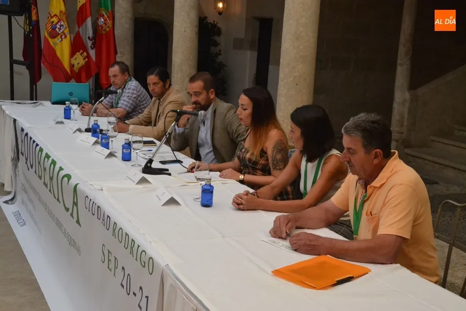 Soraya Mangas asegura que le han dado un vuelco a la Feria del Caballo para hacerla más...