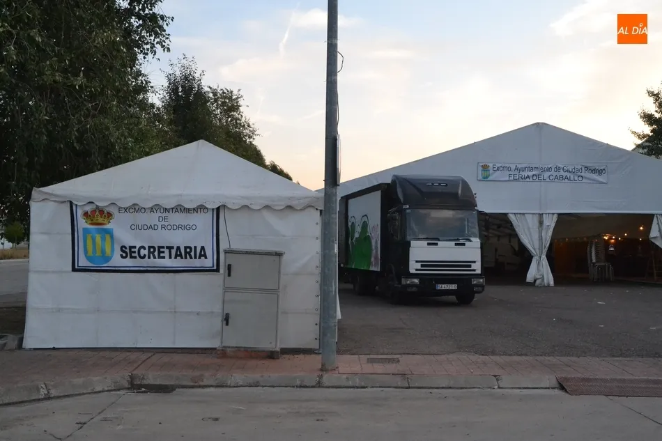 Foto 5 - Todo a punto en el Pol&iacute;gono de Los Chabarcones para la Feria del Caballo  