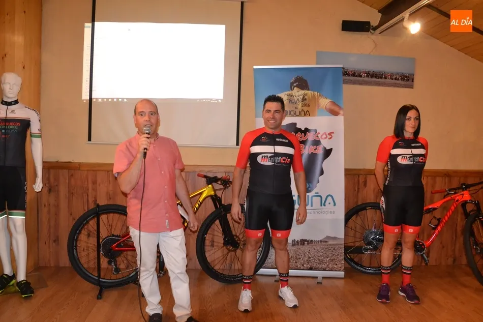Ainhoa Castaño y Roberto Calvo competirán en el desierto en la Marruecos on Bike  