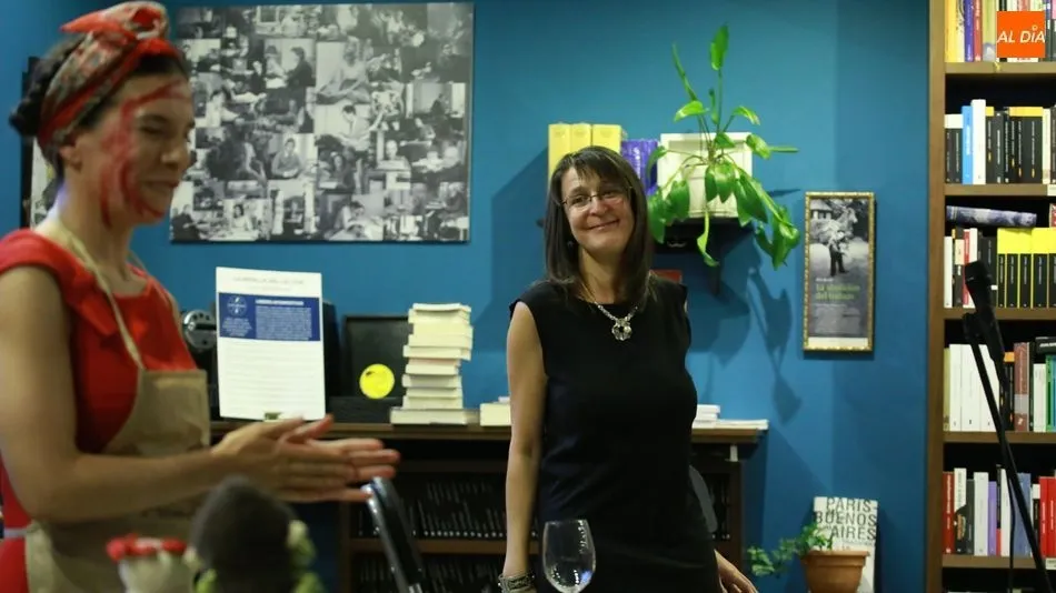 Charo Alonso atiende con satisfacción a la representación de Catalina García. Fotos: Alberto Martín