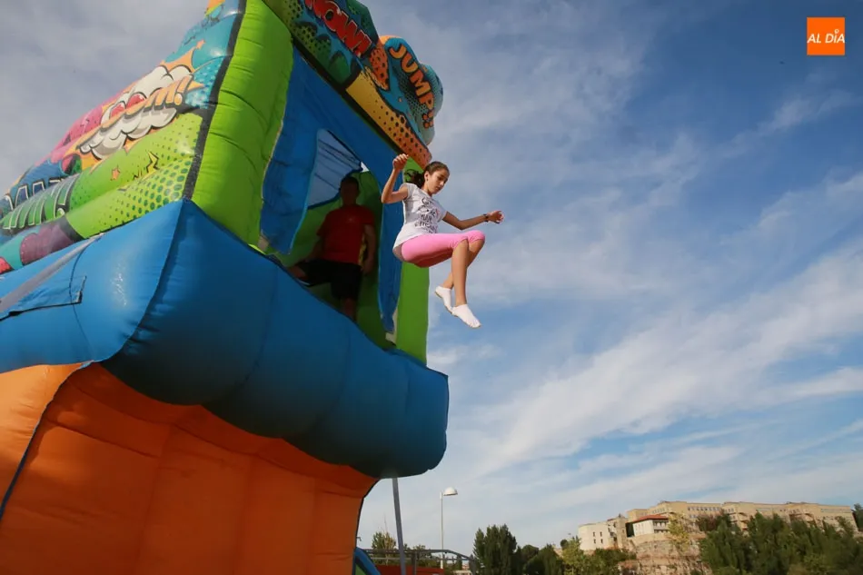Foto 9 - Hinchables y juegos para ni&ntilde;os en el parque Elio Antonio Nebrija