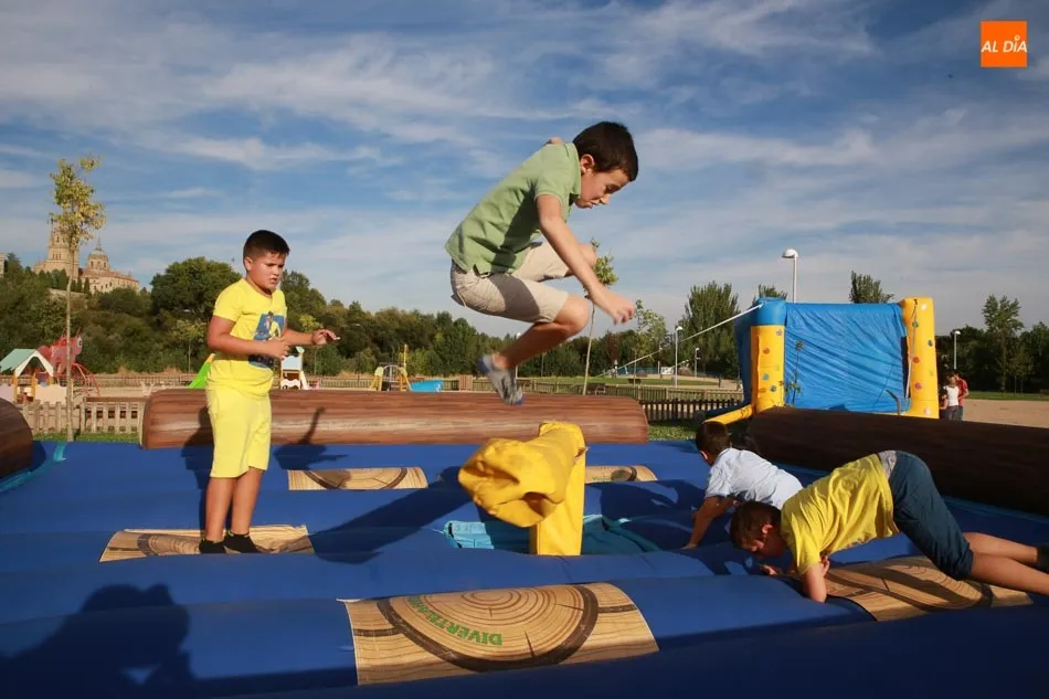 Foto 3 - Hinchables y juegos para ni&ntilde;os en el parque Elio Antonio Nebrija