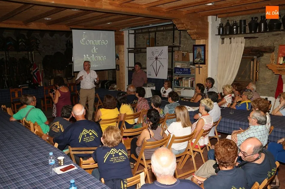 Los socios han presenciado un repaso a las actividades anuales de Acasan