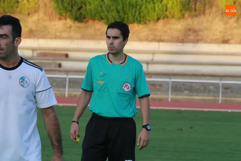 Foto 10 - El filial del Salamanca UDS se lleva el derbi ante el Hergar y el B&eacute;jar cae ante el Navarr&eacute;s