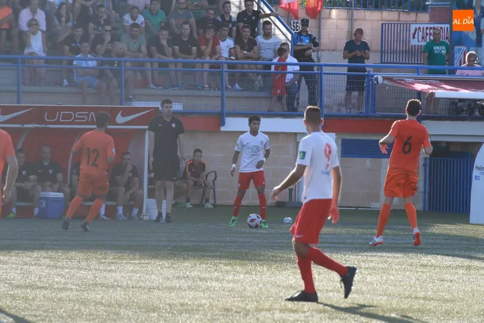 Foto 11 - El Burgos Promesas sorprende al Santa Marta y se lleva los tres puntos (0-1)