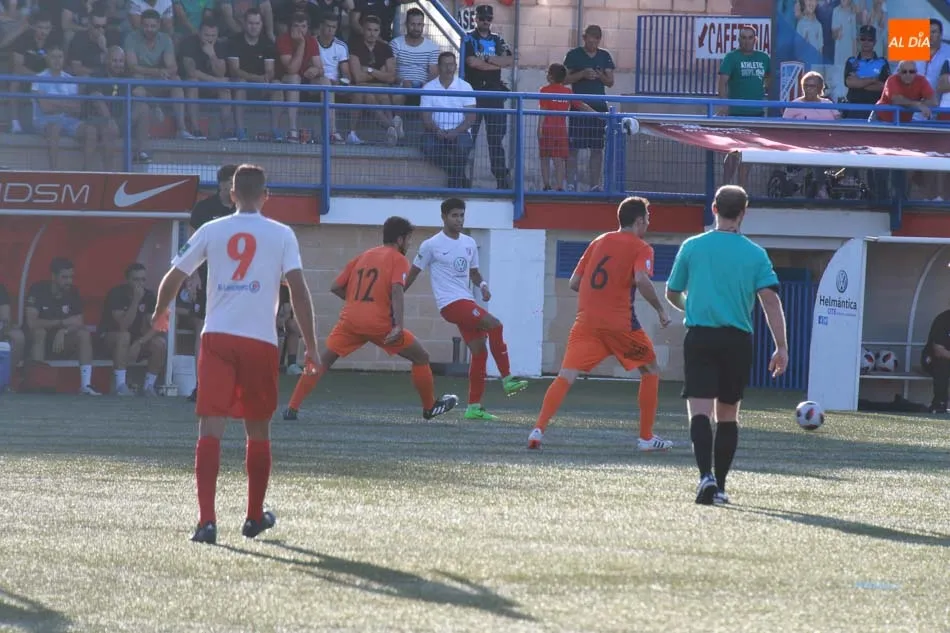 Foto 10 - El Burgos Promesas sorprende al Santa Marta y se lleva los tres puntos (0-1)