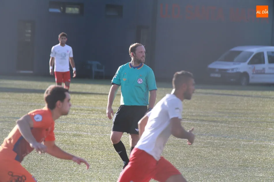 Foto 7 - El Burgos Promesas sorprende al Santa Marta y se lleva los tres puntos (0-1)