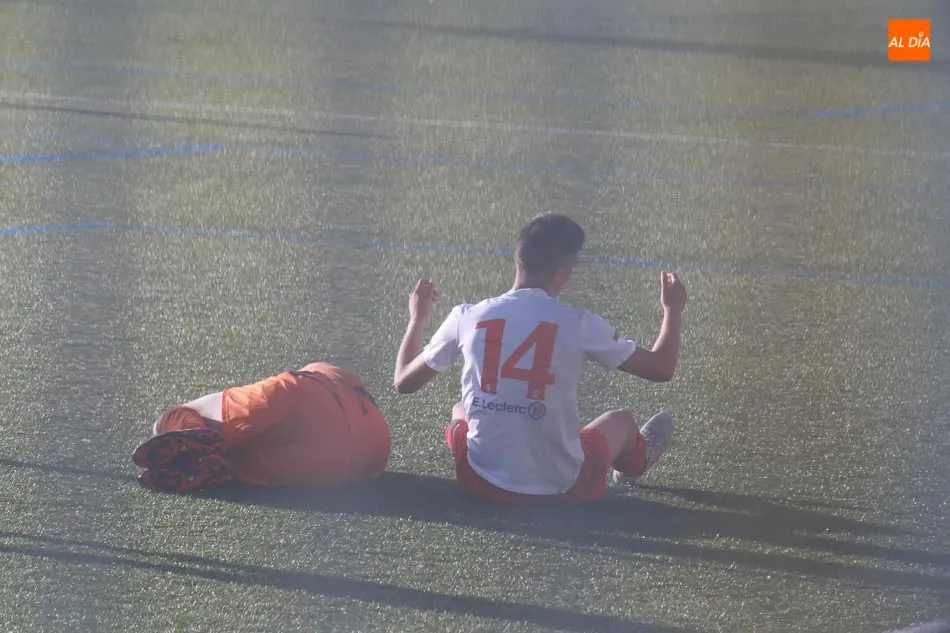 Foto 4 - El Burgos Promesas sorprende al Santa Marta y se lleva los tres puntos (0-1)
