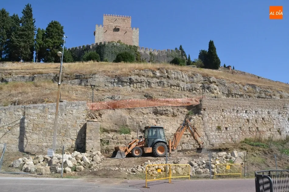 Foto 11 - Arranca la reparaci&oacute;n del muro de contenci&oacute;n de la Cuesta de Santiago, que costar&aacute; 20.000&euro;  