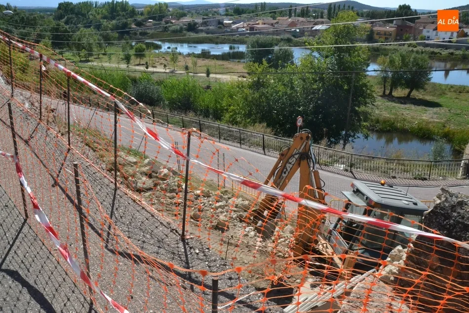 Foto 7 - Arranca la reparaci&oacute;n del muro de contenci&oacute;n de la Cuesta de Santiago, que costar&aacute; 20.000&euro;  