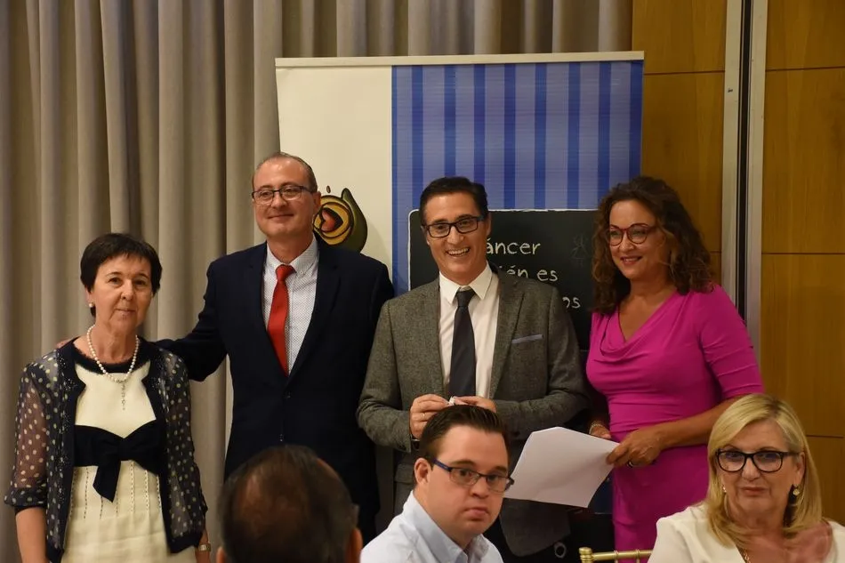 Foto 5 - El Complejo Asistencial de Salamanca recibe el &lsquo;Pin de Plata&rsquo; como &lsquo;Amigo de Pyfano&rsquo;  