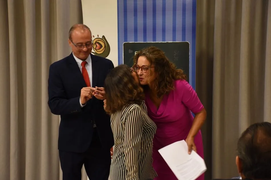 Foto 4 - El Complejo Asistencial de Salamanca recibe el &lsquo;Pin de Plata&rsquo; como &lsquo;Amigo de Pyfano&rsquo;  