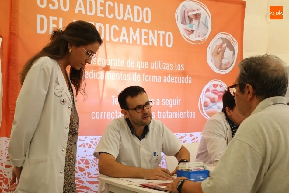 Foto 4 - Los farmac&eacute;uticos difunden su papel para fomentar salud y del uso adecuado de los medicamentos