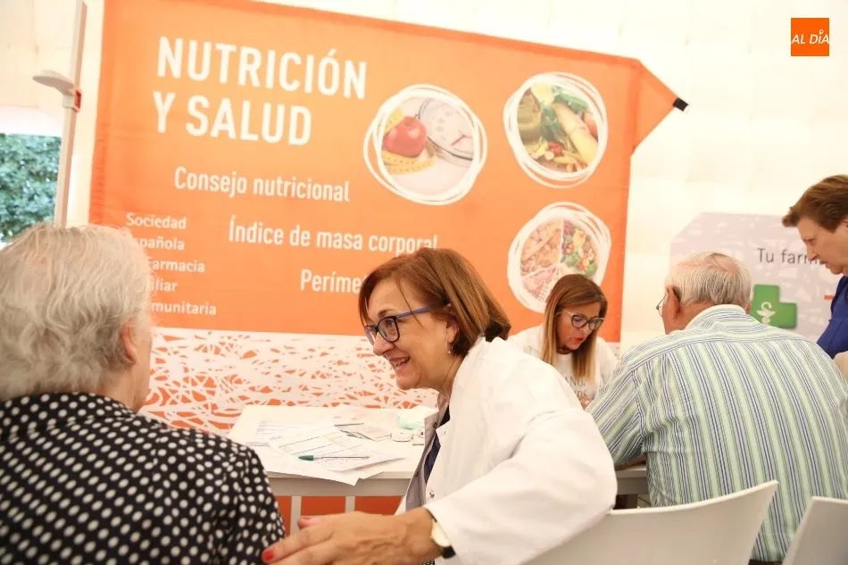 Foto 3 - Los farmac&eacute;uticos difunden su papel para fomentar salud y del uso adecuado de los medicamentos