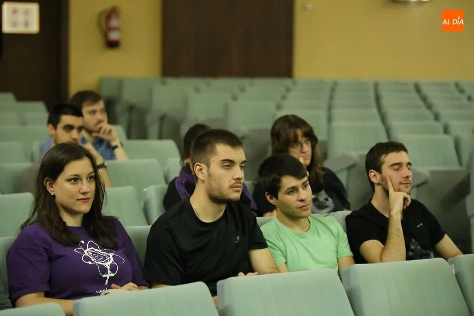 Foto 2 - La Facultad de Ciencias acoge el I Congreso Nacional de Estudiantes de F&iacute;sica