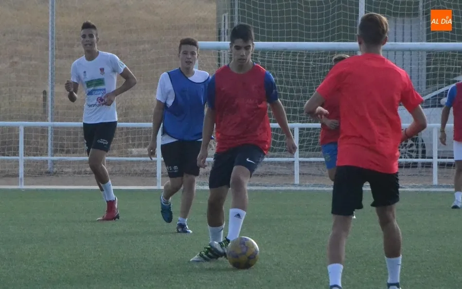 Foto 4 - Los 7 equipos de cantera del Ciudad Rodrigo CF debutan este fin de semana  
