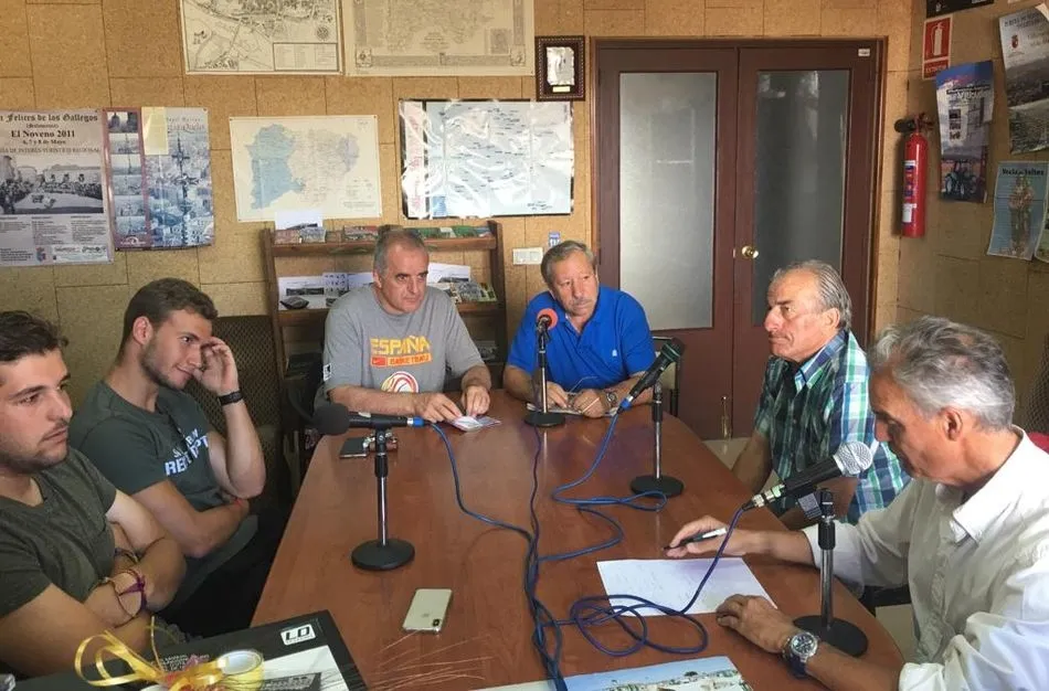 Foto 6 - La emisora municipal de Vitigudino presenta la programaci&oacute;n de la nueva temporada  