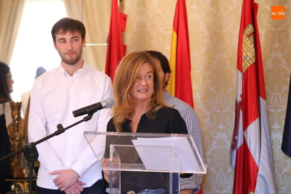 Foto 4 - Recepci&oacute;n a los j&oacute;venes salmantinos que han estado en centros de investigaci&oacute;n en Europa