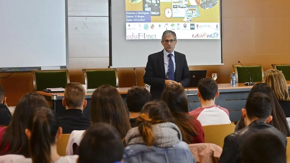 Foto 2 - Unicaja se suma al D&iacute;a de la Educaci&oacute;n Financiera con la organizaci&oacute;n de diferentes actividades...