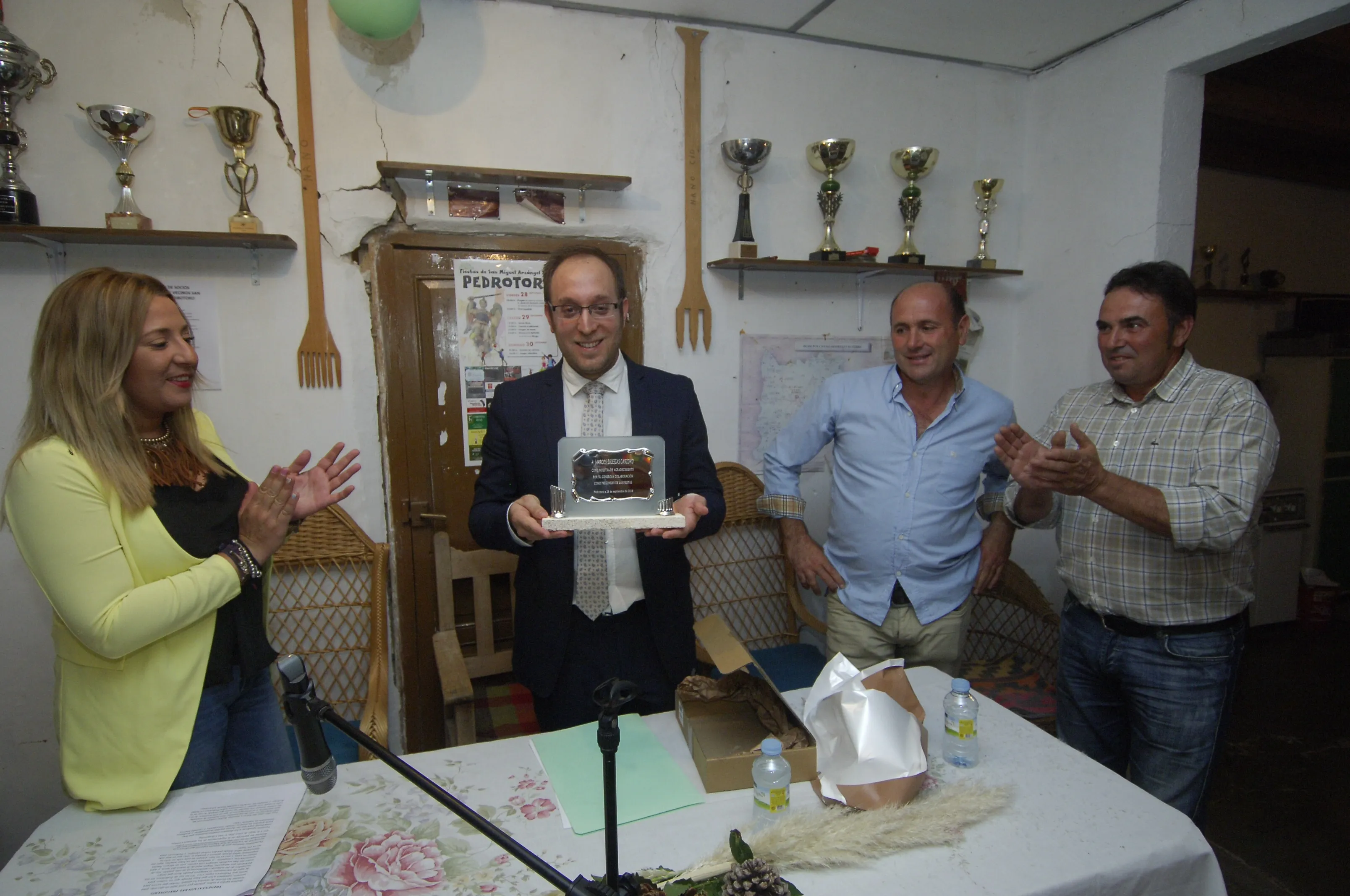 Foto 8 - Marcos Iglesias abre con su preg&oacute;n las fiestas de Pedrotoro  