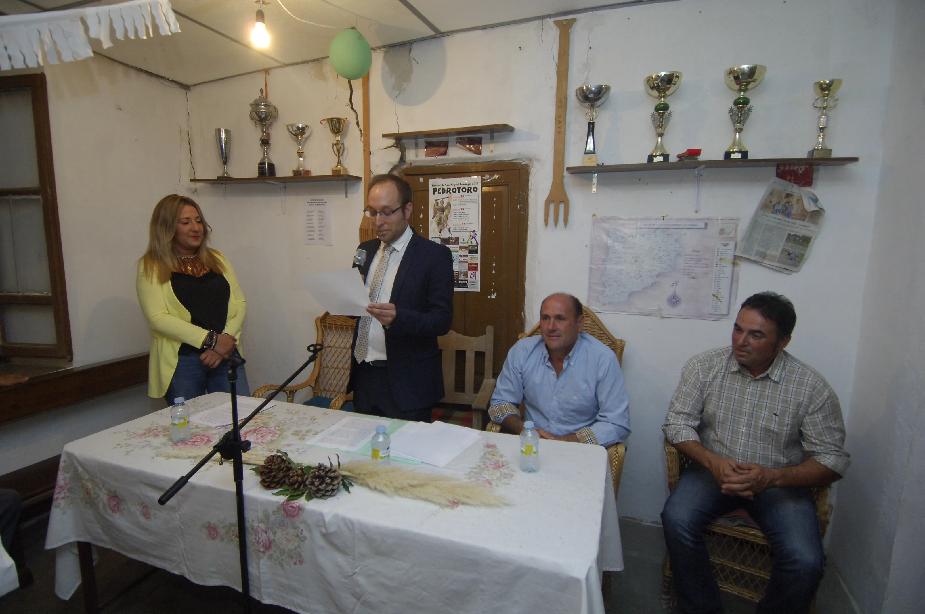 Foto 3 - Marcos Iglesias abre con su preg&oacute;n las fiestas de Pedrotoro  