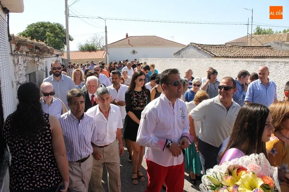 Foto 4 - Bailes en honor a San Miguel Arc&aacute;ngel en una concurrida jornada festiva en Juzbado