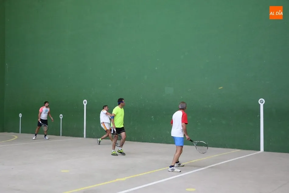 Foto 9 - Arranca el Campeonato de Frontenis de Vitigudino con 15 parejas de distintos lugares de la...