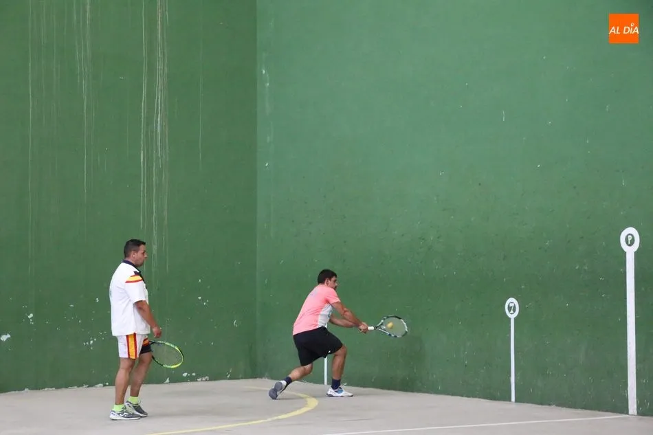 Foto 7 - Arranca el Campeonato de Frontenis de Vitigudino con 15 parejas de distintos lugares de la...