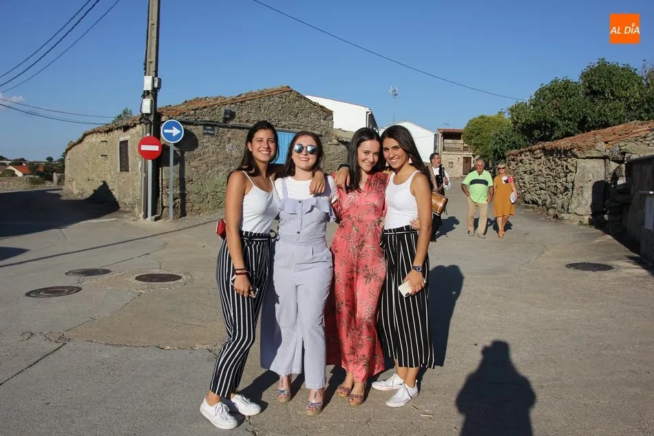 Foto 4 - Los vecinos de Sard&oacute;n de los Frailes se mantienen fieles a la cita con la Virgen del Rosario  