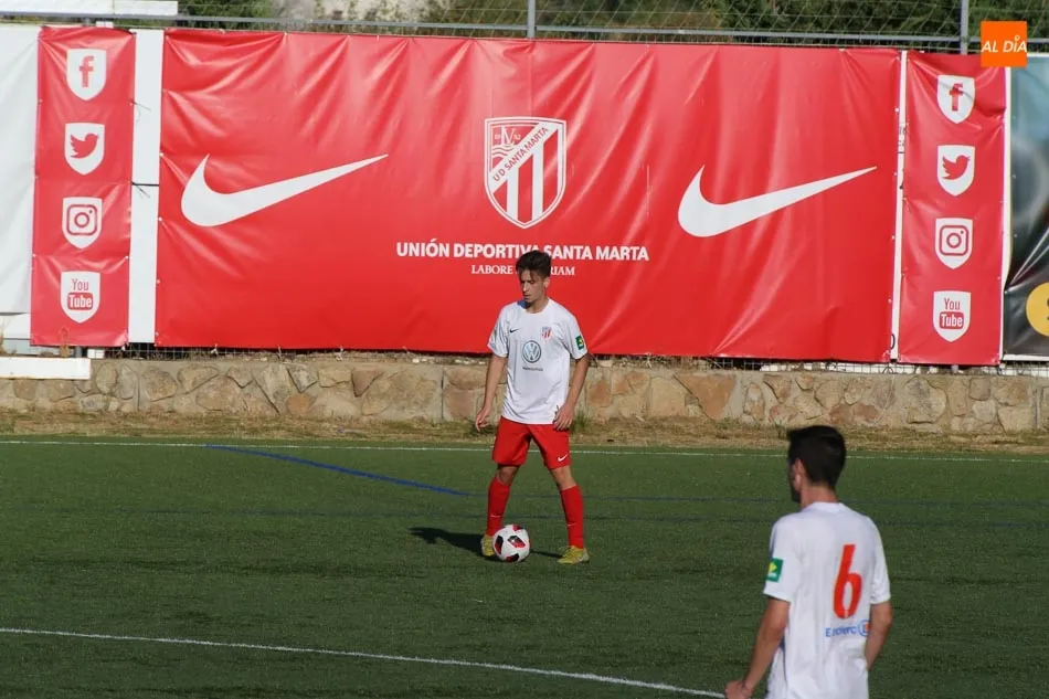 Foto 3 - El Santa Marta empata frente a La Amistad y sigue en el pelot&oacute;n de cabeza de la tabla (1-1)
