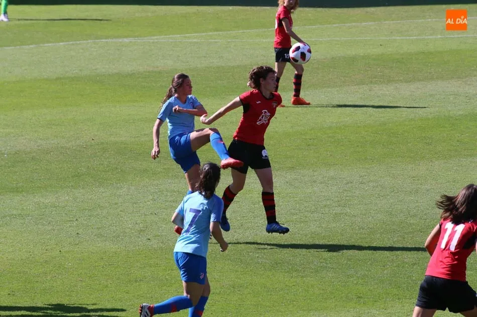 Foto 6 - El Salamanca FF deslumbra en el Helm&aacute;ntico con un triunfo hist&oacute;rico (4-1)