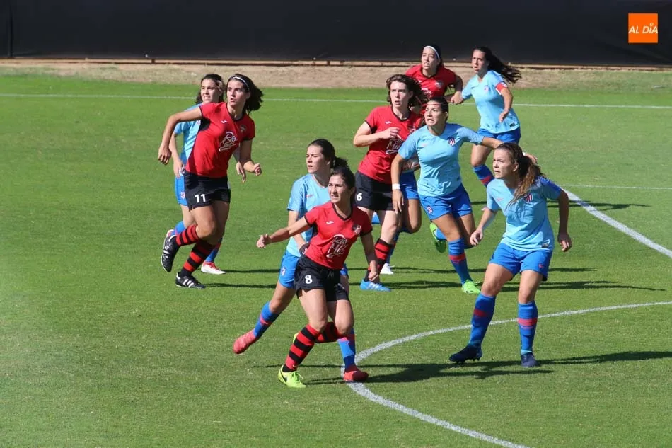 Foto 3 - El Salamanca FF deslumbra en el Helm&aacute;ntico con un triunfo hist&oacute;rico (4-1)
