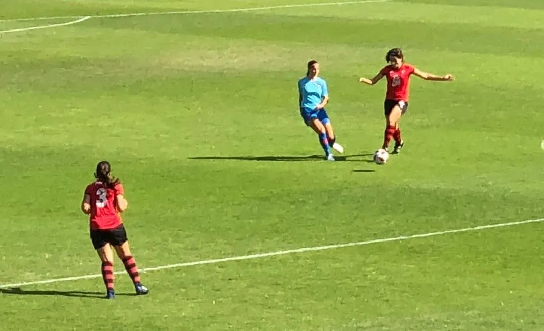 Foto 3 - Carmen &Aacute;lvarez entra en la historia marcando un hat-trick en el Helm&aacute;ntico  